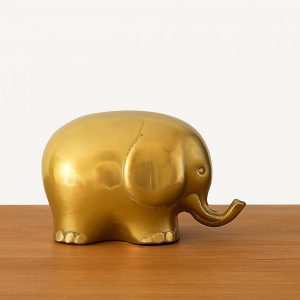 Éléphant En Laiton Doré 1960's