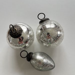Boules de Noël en Verre  Eglomisé Vintage