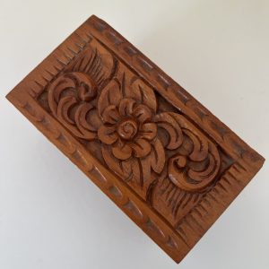 Ancienne Boîte à Bijoux en Bois Artisanat