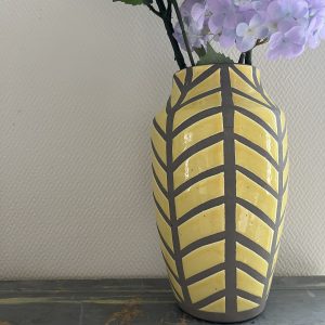 Vase Jaune Emaillé En Terre Cuite