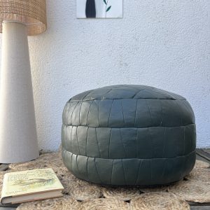 Pouf En Cuir Vert Olive Vintage Style De Sede