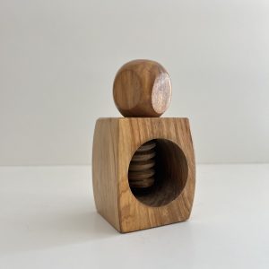 Casse-noix à Vis en Bois Fait Main